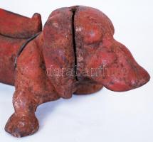 Öntöttvas tacskó negatív forma, dróttal rögzítve, h:37 cm, s:6,5 kg