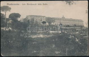 Montecassino cloister (EB)