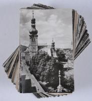 99 db modern, fekete-fehér magyar városképes lap az '50-es és '60-as évekből