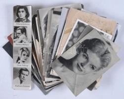 109 db modern, külföldi színészlap, benne több nem képeslap / 109 modern, foreign actor and actress postcads, more non pc.