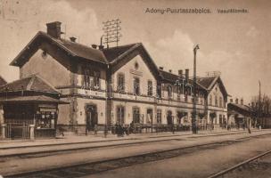 Adony-Pusztaszabolcs vasútállomás