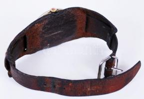 Cornavin Antimagnetic mechanikus férfi karóra bőr szíjjal, iránytűvel, szépen jár / 
Cornavin Antima...