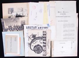 1850-1940 Vegyes nyomtatványtétel német nyelvű útmutatókkal, reklámos számlákkal, katolikus nyomtatványokkal, fényképekkel, bajai képviselő korrupció elleni kiadványával, stb.