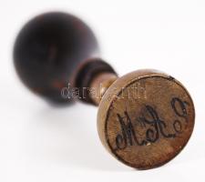 Régi, monogramos réz pecsétnyomó fa nyéllel /  Vintage brass stamp with wooden handle, 7,5cm