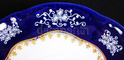 Zsolnay Pompadour mokkás csésze és alj, összesen:5 db, jelzett, hibátlan/ Flawless Zsolnay chinaware...