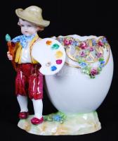 Kis tojásfestő, kézzel festett, aranyozott porcelán figura (apró sérüléssel) /  Egg painter, hand painted porcelain figure (with small fault), 10x8cm