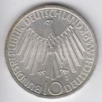 NSZK 1972J 10M Ag "Olimpia / Spirál" T:2
GFR 1972J. 10 Mark Ag "Olymic Games Munich /...