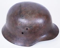 cca 1940 II. világháborús magyar rohamsisak /  Hungarian helmet from World war II, 30x25cm