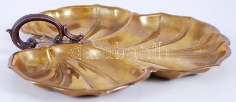 Levél alakú réz kínáló /
Brass serving plate, 27x27cm