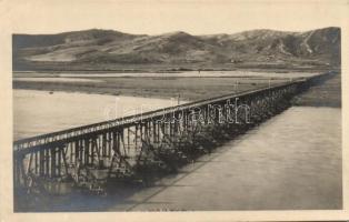 Rogozhinë Skumbi bridge (small tear)