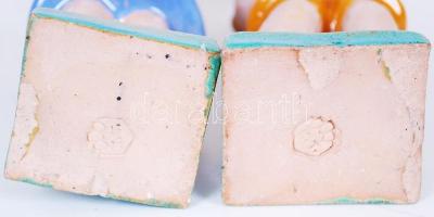 Komlós kisfiú és kislány, jelzett, kézzel festett mázas kerámia, fiú sapkáján apró máz hiba, m:14 cm...