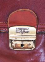 Bőr aktatáska, jó állapotban / 
Leater briefcase, good condition, 30x40cm