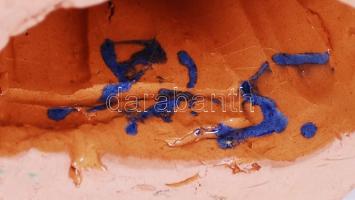 Törleyné Piukovics Magdolna (1920-2004): Anya gyermekével. Mázas kerámia, 27cm