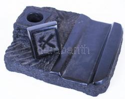 Bányász tintatartó fekete kőszénből kifaragva, 20×18×9 cm