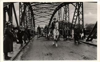 Komárom entry of the Hungarian troops, Horthy (EB)