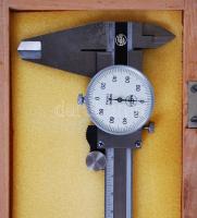 Smiec tolómérő eredeti dobozában / 
Dial calipers in original box