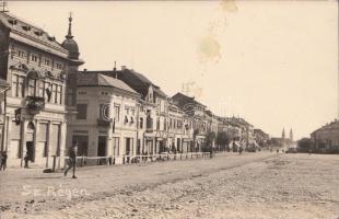 Szászrégen in 1940, the shops of Géza Dávid and Iuliu Ellek, vissza So. Stpl (fl)