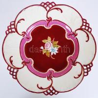 cca 1890 Kézzel festett, aranyozott, áttört díszítésű, majolika kínáló / 
Hand painted gold plated m...