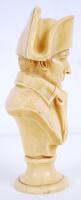 cca 1930 Napoleon-büszt, alabástrom / 
Napoleon bust, alabaster, 26cm