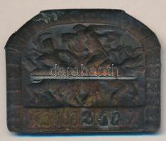 Osztrák-Magyar Monarchia 1914-1916. "K.u.K. Dragonyos" cink sapkajelvény (32x41mm) szignó:...