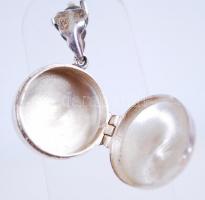 Ezüst (Ag) szelencemedál / 
Silver pillbox pendant, 3cm, 4,5gr