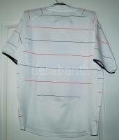 2004 Manchester United mez több játékos és edző aláírásával: Fergason, Van Nistelrooy, Saha Ferdinan...