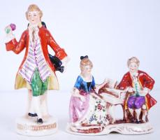 2db kézzel festett, jelzett Sitzendorf figura (mindkettő sérült) /  Hand painted Sitzendorf figures (with faults), 9cm, 15cm