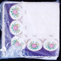 81 darabos szalvétagyűjtemény az 1960-as évekből