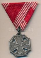 1916. "Károly Csapatkereszt" mellszalaggal T:2
1916. "Karl Troop Cross" with rib...