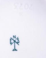 ENS Volkstadt Porzellan rózsás gyertyatartó, apró lepattanások a rózsán és a leveleken/ Flawless chi...