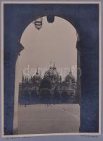 1934 Thöresz Dezső (1902-1963), békéscsabai fotóművész 2db felvétele Velencéről, az egyik fénynyomat...