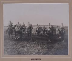 1914-1918 K.u.k. főtisztek lóháton, nagyméretű fotó paszpartuban /  K.u.k. senior officers on horse back, 37x43cm