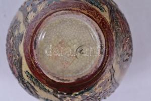 Kézzel festett kínai kis váza, jelzett, hibátlan, m:10 cm / Porcelain vase from China