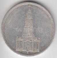 Német 3. Birodalom 1934A 5M Ag "Garnisonkirche" T:3
German Third Reich 1934A 5 Marks Ag &q...