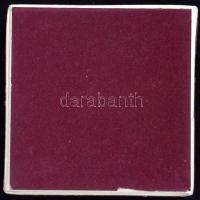 1985. "Budapest Kongresszusi Központ Megnyitására" vastag Br emlékérem (43m) dísztokban T:...