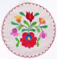 cca 1960 Hímzett varródobozka /  Embroidered needlework box, 13x7cm