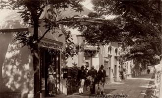 Orosháza özvegy Schuster Ferencné üzlete, Daubner Béla cukrászdája, photo