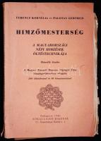 Ferencz Kornélia és Palotay Gertrúd: Hímzőmesterség. A magyarországi népi hímzések öltéstechnikája. Budapest 1940. Kókai Lajos Kiadása. Kisebb szakadásokkal