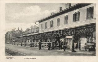 Bátyú railway station