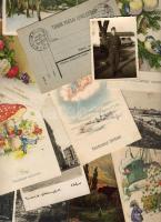 70 db régi + 80 db modern képeslap, főleg magyar városképek