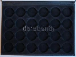 Éremtartó tálca 24db érem tárolására "Moments of freedom"