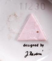 Porcelánrózsákkal díszített, aranyozott, jelzett Royal Dux Bohemia vázácska / 
Little Royal Dux Bohe...