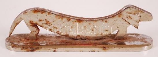 Art deco fém tacskó / 
Metal dachshund figure, 9x3x2cm