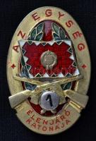 Vegyes kitüntetés tétel, közte Munkásőr kit. szalagsávval miniatűrrel dísztokban + Szolgálati Érdemé...