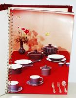 cca 1970 32 színes fotóbül álló katalógus a Herendi Porcelángyár majolikagyárának termékeiből. Gyűjt...