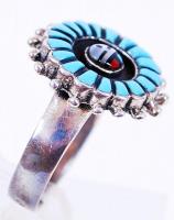 Zománcozott ezüst (Ag) gyűrű / 
Silver ring with enamel decoration, s: 55, br: 6,8gr