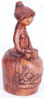 K jelzéssel: Barna mázas kerámia leány figura, hibátlan, m:19 cm