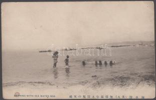 Beach, bathing with sea water (EK)