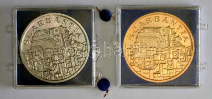 1977. "700 éves Sopron" fém és aranyozott fém emlékérem pár plombált plasztiktokban T:1