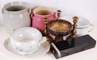 Óriási kerámia tétel: 19 db köcsög, kancsó, 11 db tányér, 7 db tál, 9 db klf tál, 2 db nagy csupor. ...